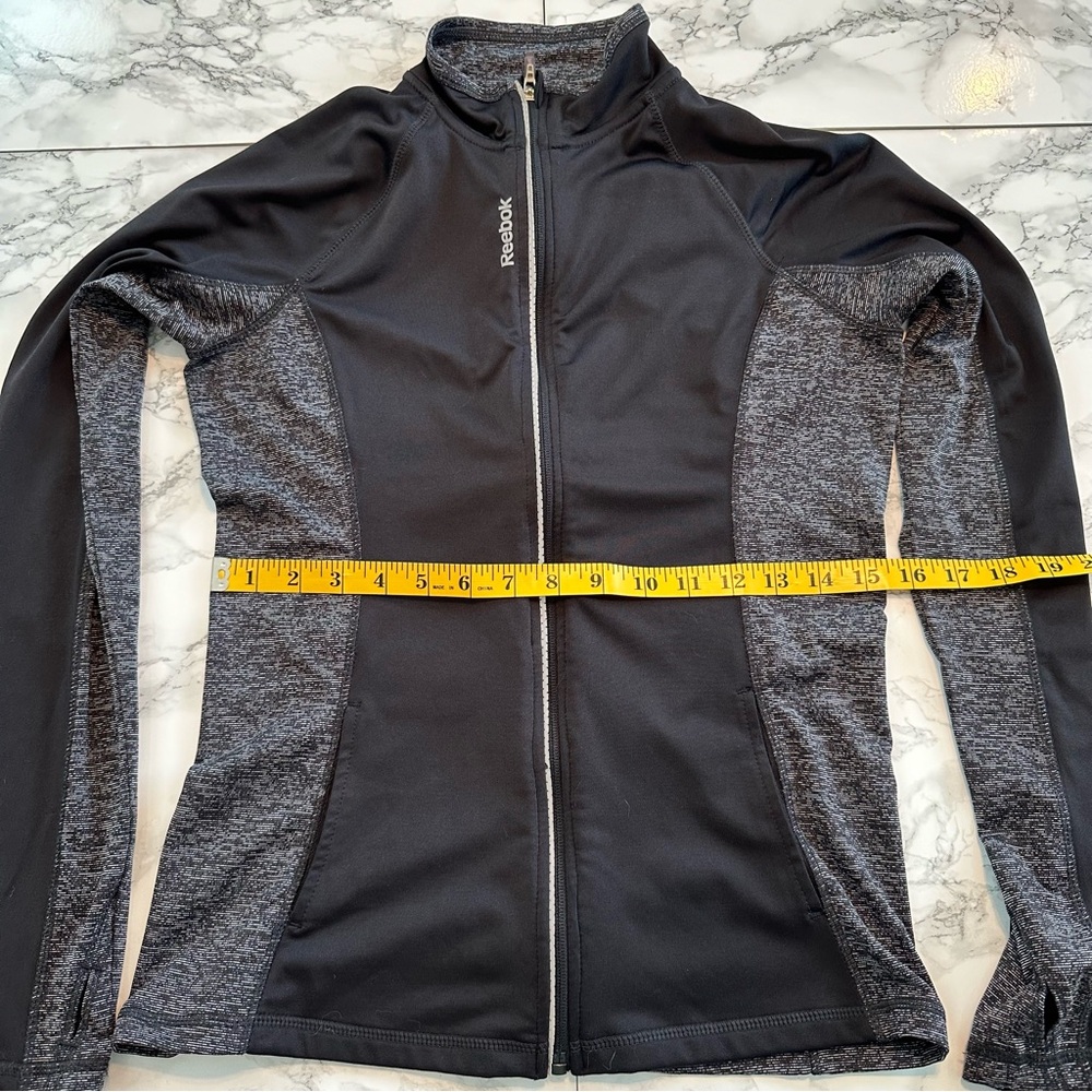 Reebok | Running Jacket - Picture 8 of 11
